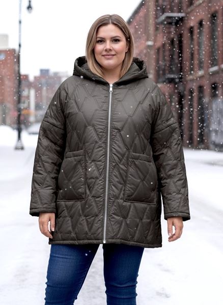 Picture of CURVY GIRL QUILTED JACKET WITH DIAMOND PATTERN